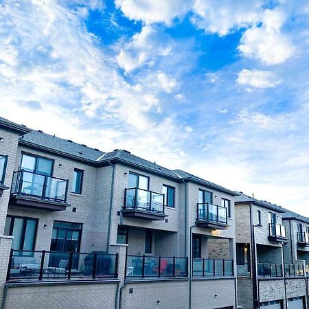 Elegant Rooms In Shared Townhouse Next To Beach วิทบีย์ ภายนอก รูปภาพ